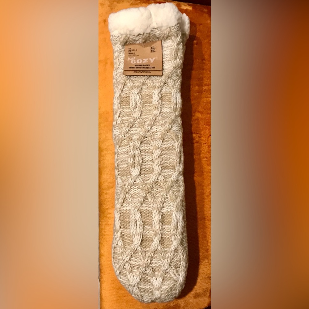 NWT Just Cozy Tan & White Cable Knit Stocking